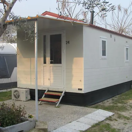 Feriehus Mobilehomes In 40037 Toscolano Maderno